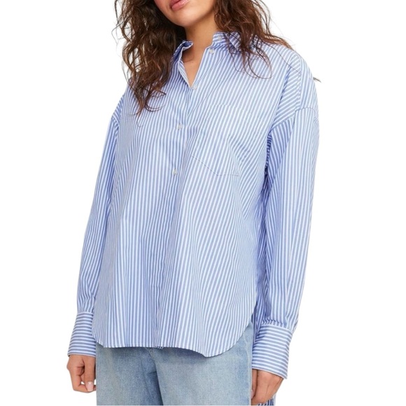JJXX Tops - NWT JJXX Jamie Relaxed Poplin Button Down Shirt Blue & White Stripe